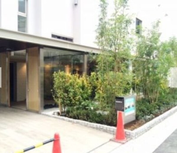 エントランス(★《見学予約受け付け中》お気軽にお問合せ下さい★)