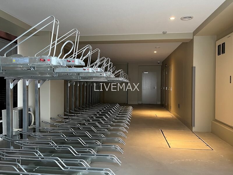 物件外観写真10　(駐輪場)