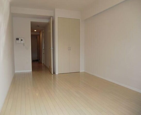 物件内観写真16　(◆半蔵門線『神保町』駅徒歩4分◆洋室広々8.7帖・独立洗面台)