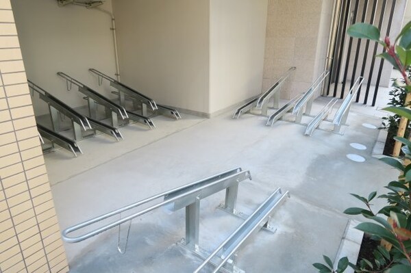 駐車場(駐輪場)