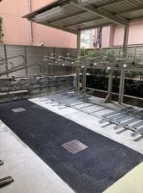 駐車場(駐輪場)