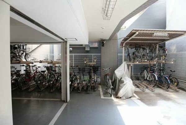 駐車場(駐輪場)