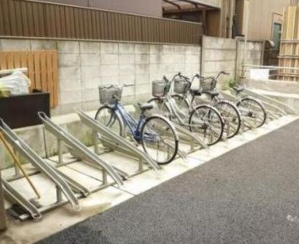 駐車場(駐輪場)