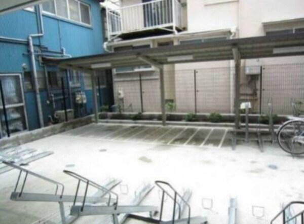 駐車場(駐輪場)