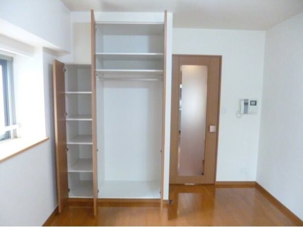 物件内観写真10　(別号室参考写真)