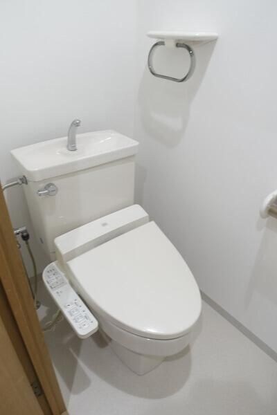 物件内観写真10　(別号室参考写真)