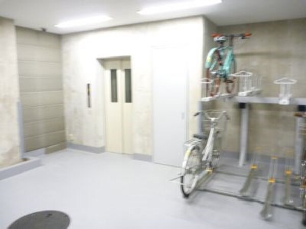 建物設備(駐輪場)