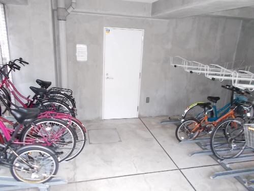 物件外観写真5　(駐輪場)