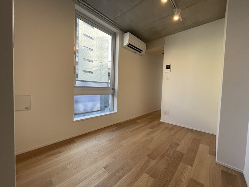 物件内観写真7　(別号室参考写真)