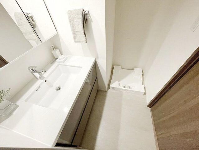 物件内観写真11　(別号室参考写真)