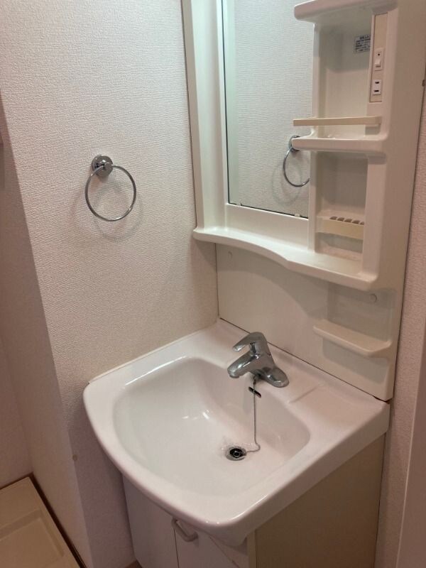 独立洗面台