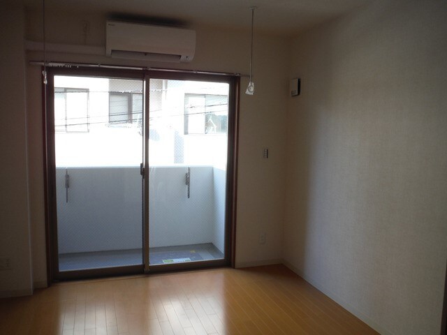 物件内観写真4　(弊社は全物件が仲介手数料半月分+税でご紹介可能です。)