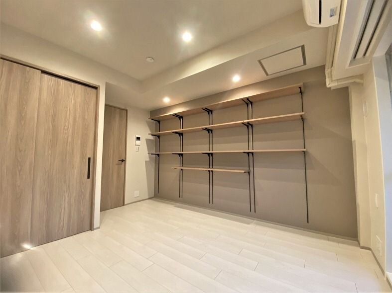 物件内観写真4　(※同じ間取り別号室参考写真　現状優先)