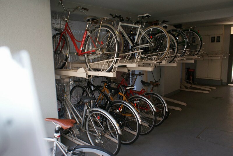 物件外観写真4　(駐輪場)