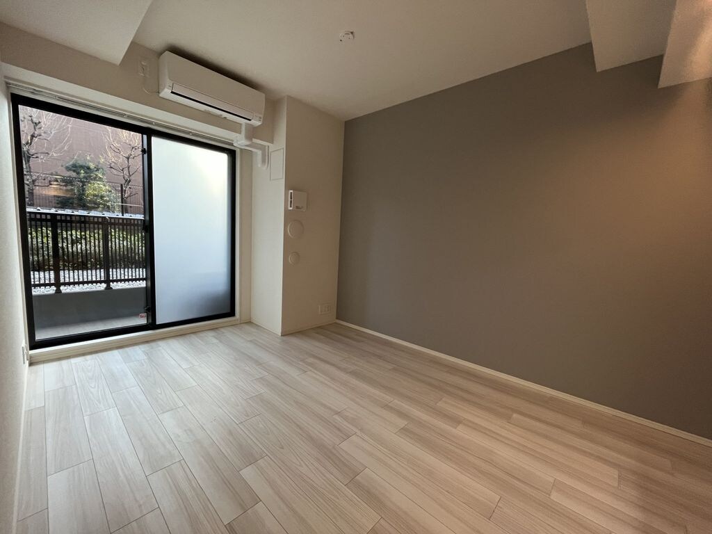 物件内観写真5　(別号室参考写真)