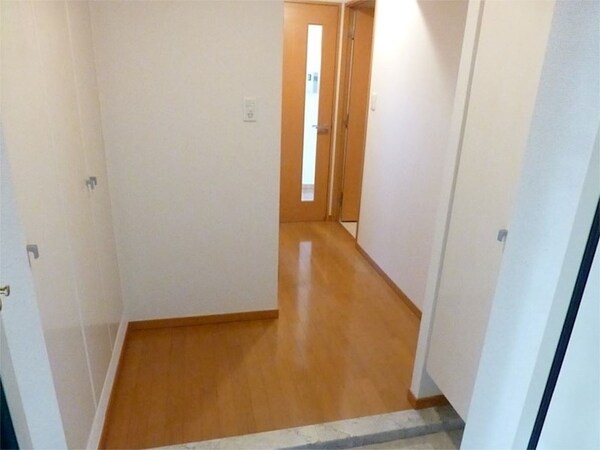 玄関(別号室参考写真)