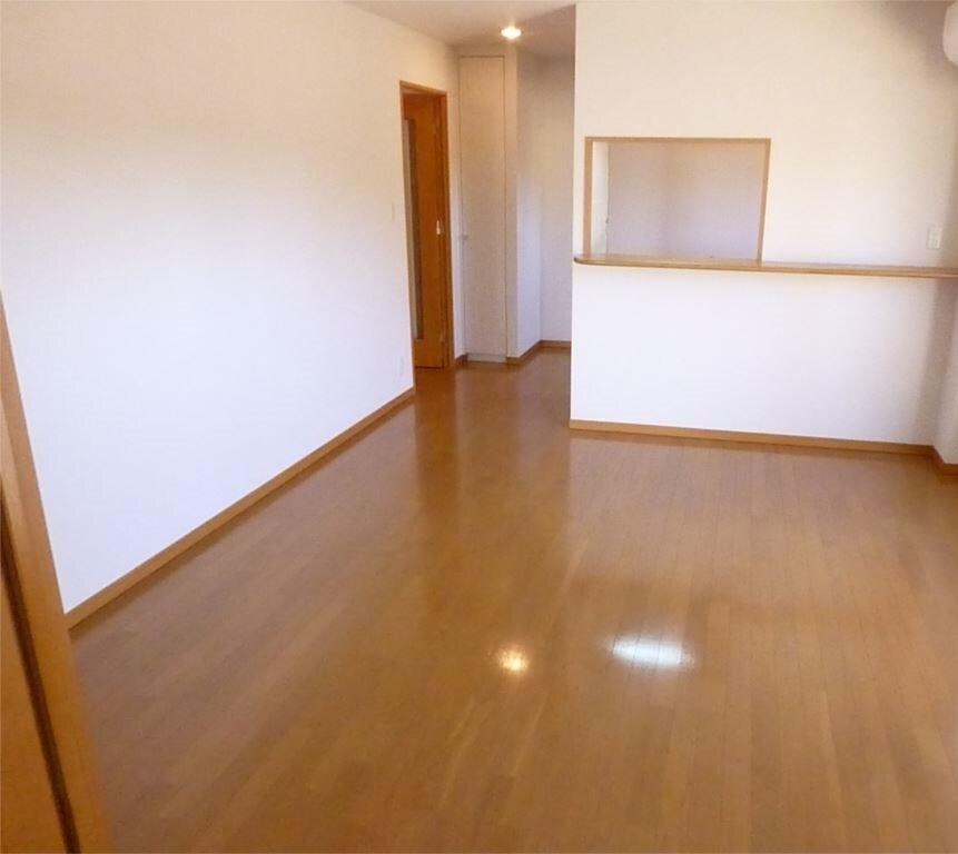 物件内観写真8　(別号室参考写真)