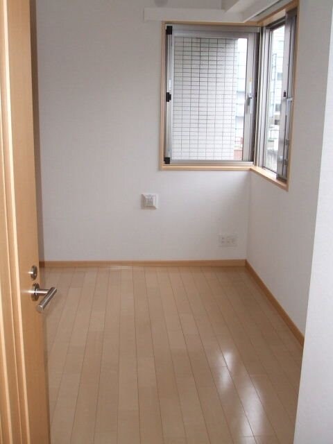 物件内観写真6　(寝室にいかがでしょうか)