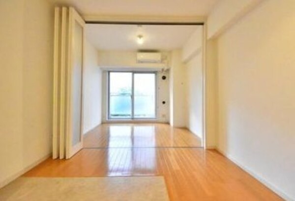 居室(別号室参考写真)