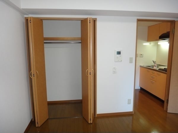 収納(※同じタイプ別号室参考写真)