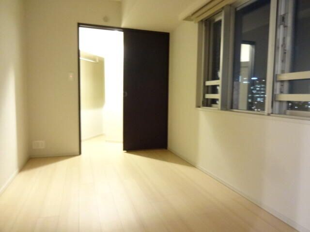 物件内観写真10　(※同じ間取り別号室参考写真)