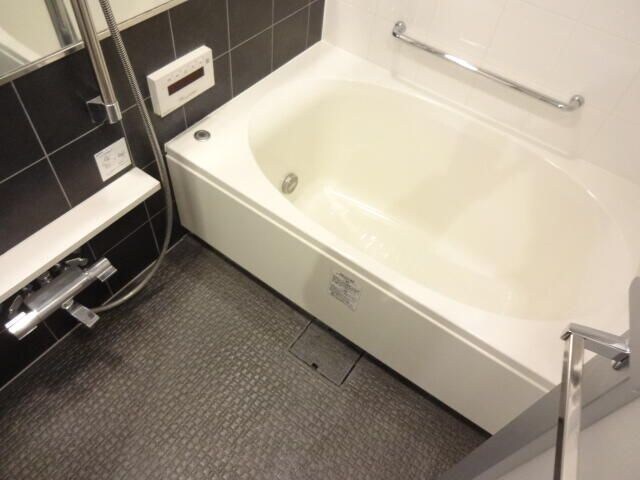 物件内観写真11　(※同じ間取り別号室参考写真)