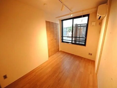 物件内観写真4　(※別号室参照)