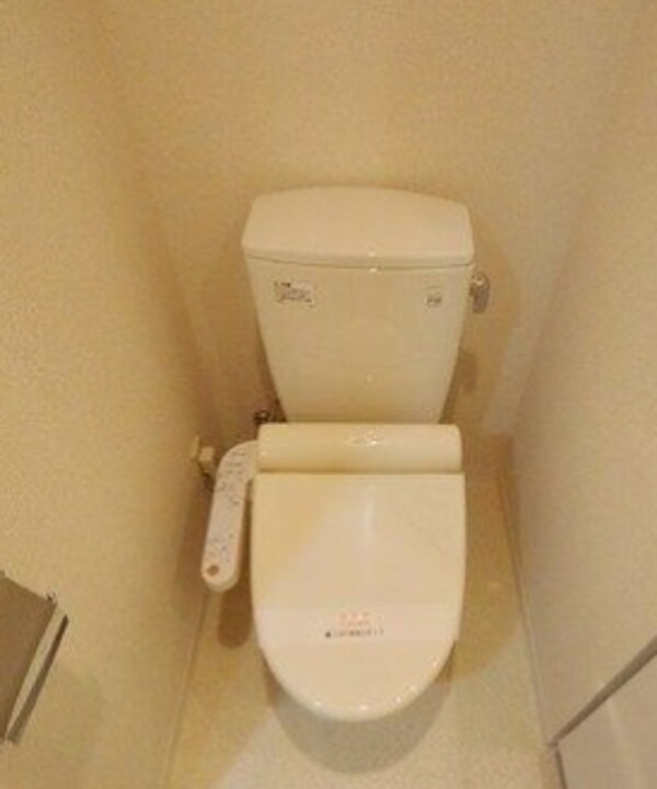 トイレ(別号室参考写真)