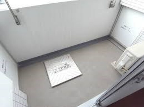 バルコニー(※反転式別号室参考写真)
