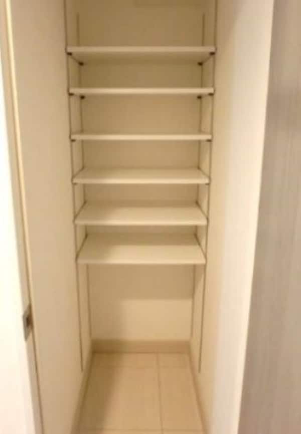 収納(※同じ間取り別号室参考写真
　現状優先)