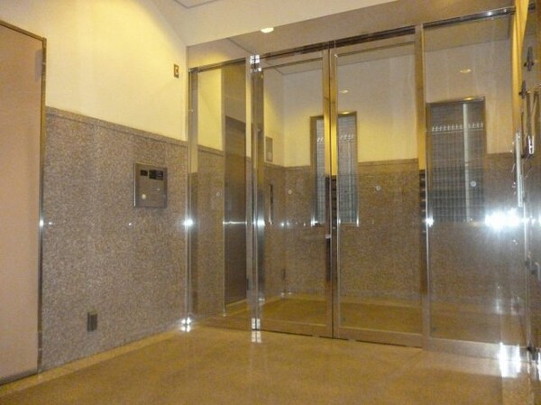 ロビー・ラウンジ