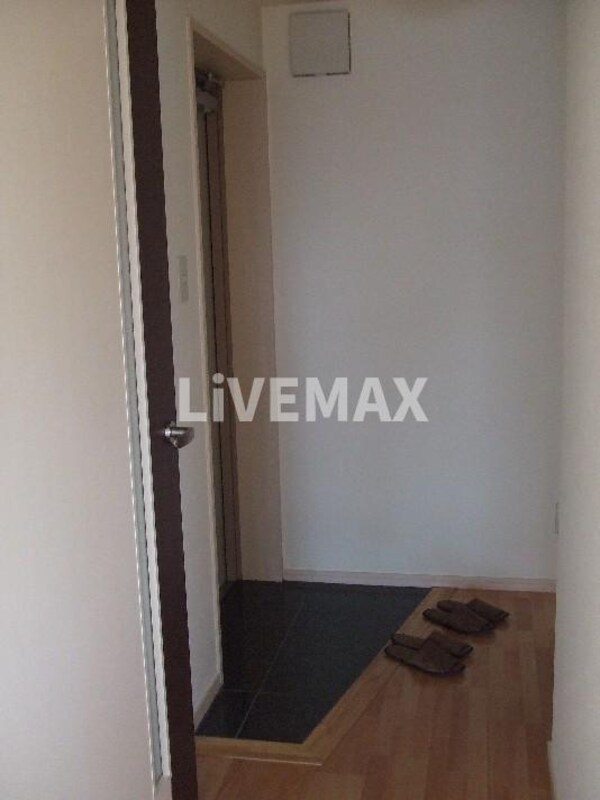 玄関(《見学予約受付中》)