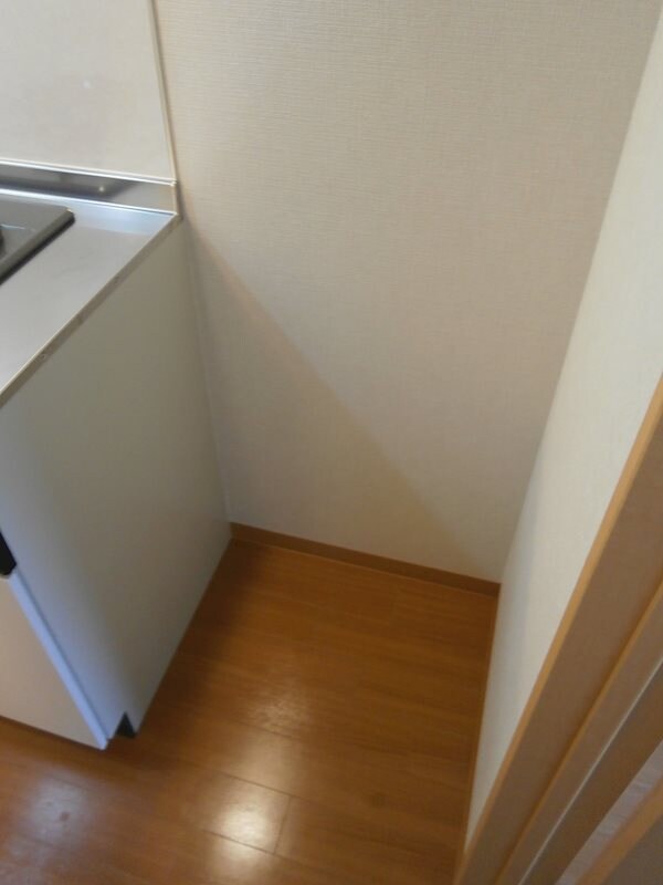 内装他