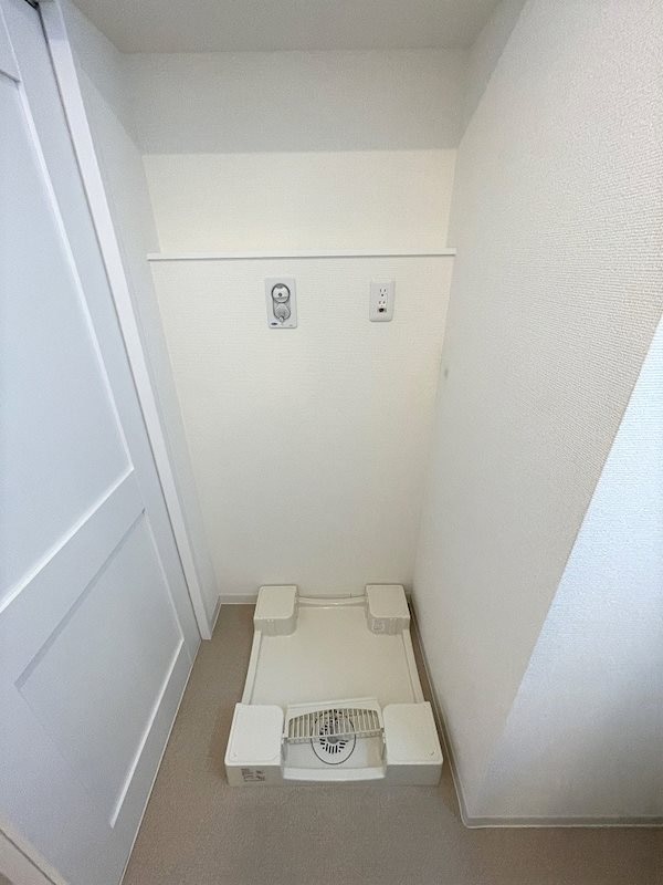 内装他