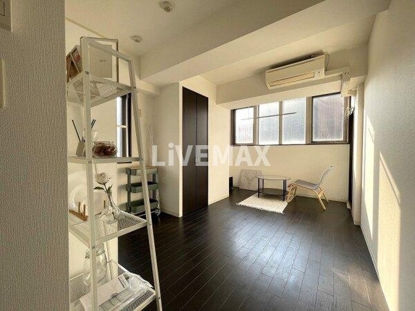 居室(モデルルーム)