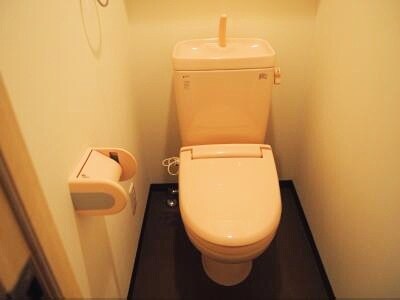 物件内観写真12　(トイレ)