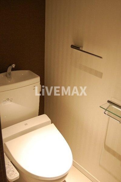 物件内観写真13　(トイレ)