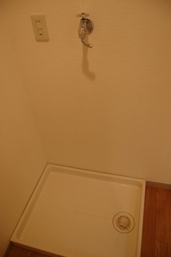 建物設備(洗濯機置場)