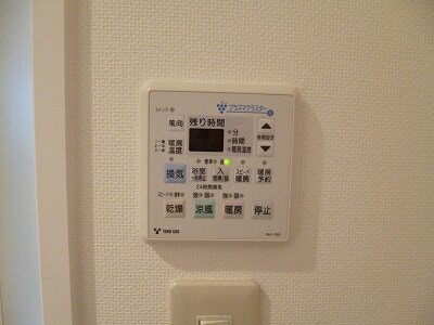 物件内観写真14　(浴室乾燥機)