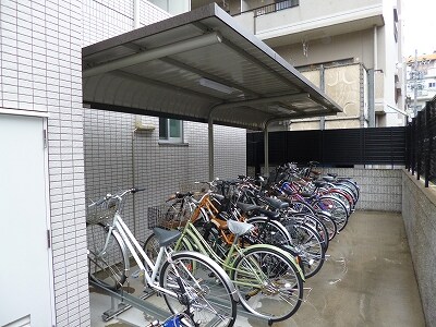 物件内観写真16　(駐輪場)