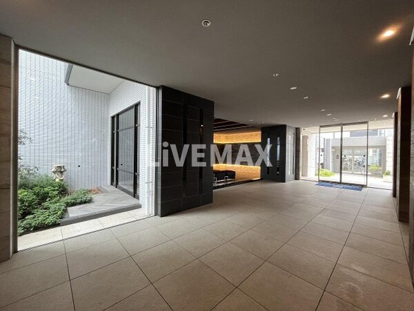 ロビー・ラウンジ