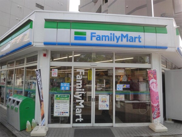 周辺環境(ファミリｰマｰト 新栄一丁目店（99m）)