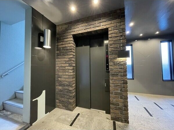 建物設備(エレベーター)