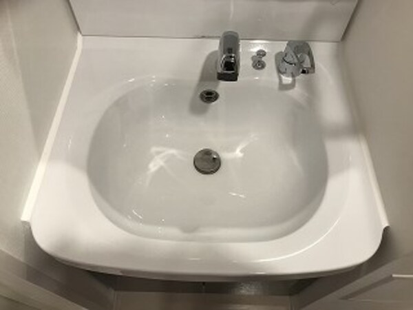 独立洗面台