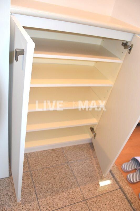 物件内観写真7　(シューズボックス付きです。)