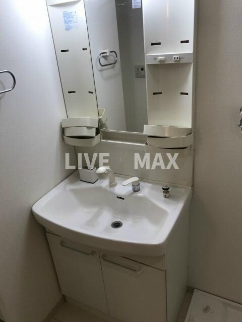 物件内観写真11　(独立洗面台☆)