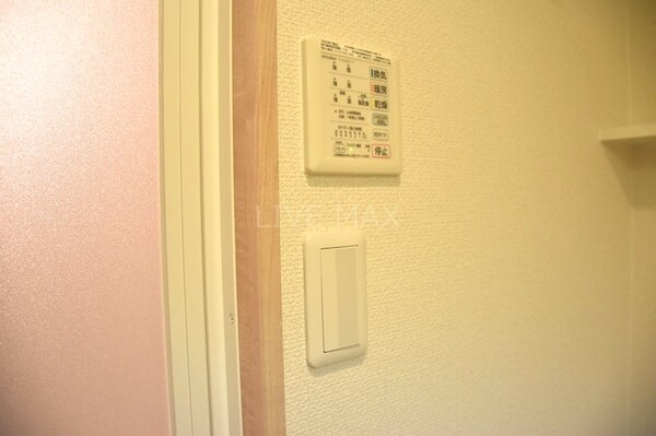 収納(浴室乾燥機)