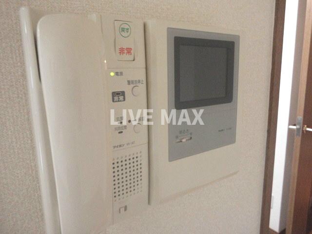 物件内観写真10　(TV付きインターホン♪)