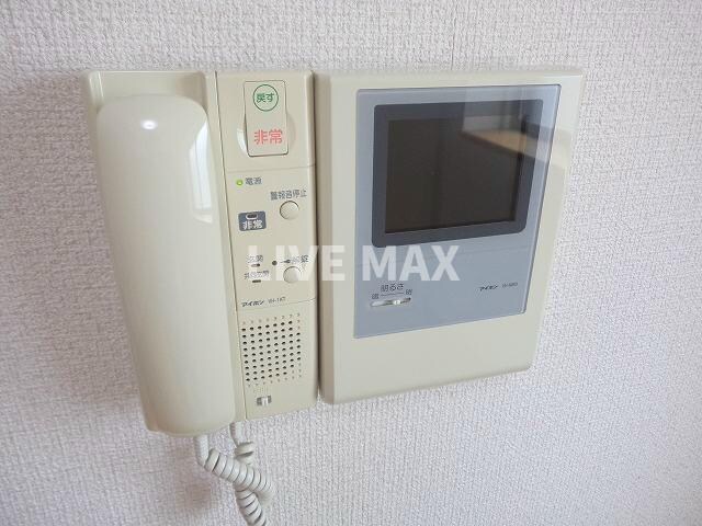 物件内観写真13　(TV付きインターホン♪)