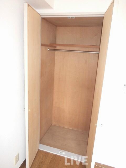 物件内観写真9　(クローゼット♪)
